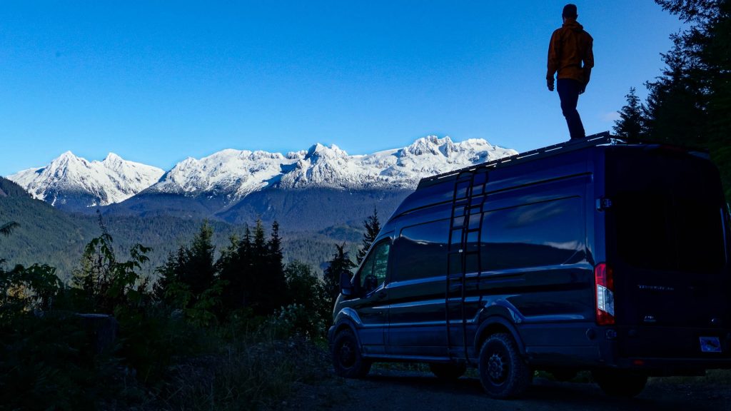Snowy-Mountains-Roof-Rack-Viewpoint